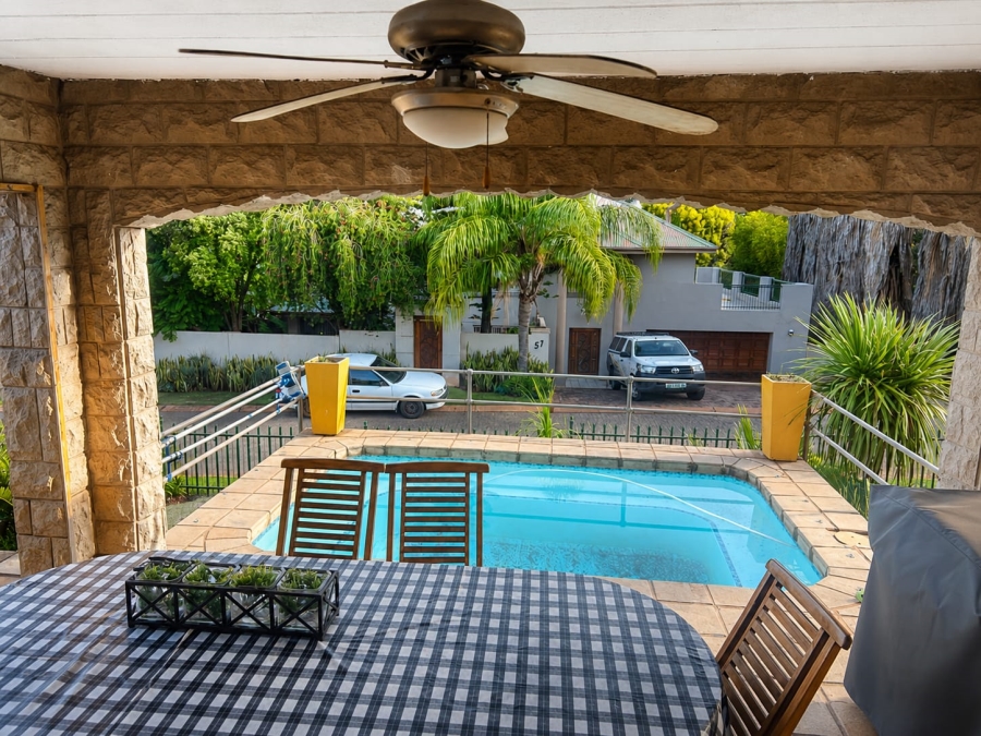 4 Bedroom Property for Sale in Caribbean Beach Club North West